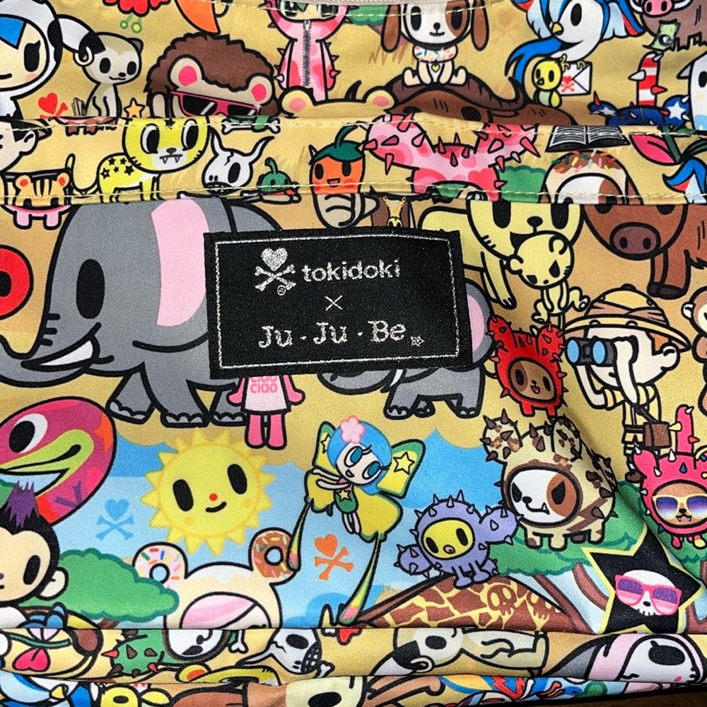 Beautiful tokidoki Ju-Ju-Be bag - diaper bag animals colorful